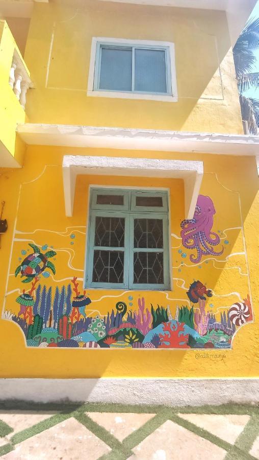 Trippy Spot Hostel & Cafe Вагатор Екстериор снимка